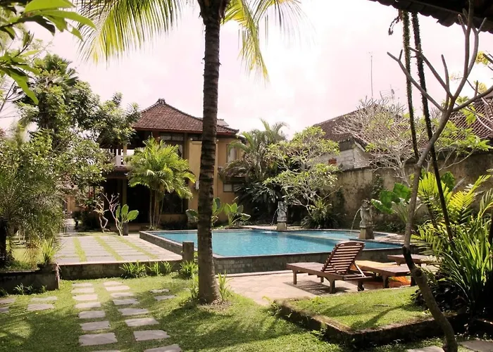 Puri Ulun Carik Bungalows ゲストハウス 2*