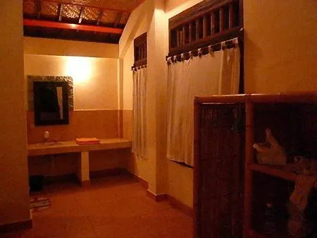 Puri Ulun Carik Bungalows 2*