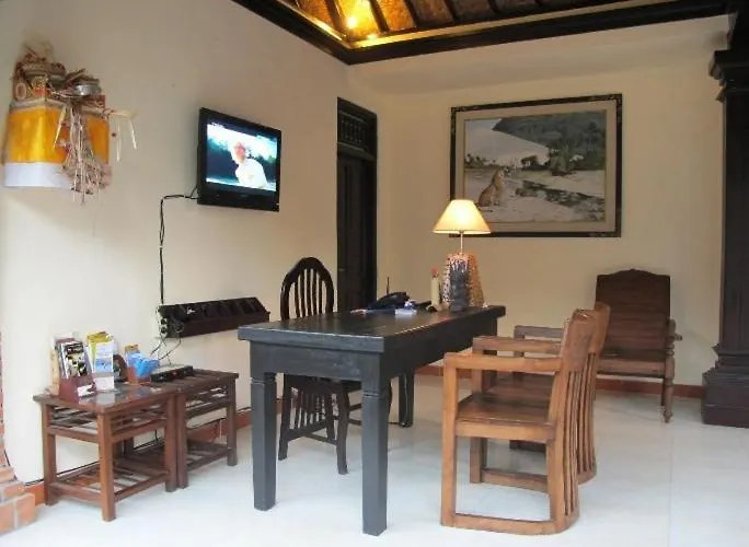 Puri Ulun Carik Bungalows ゲストハウス 2*