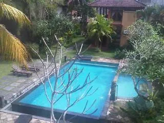 Puri Ulun Carik Bungalows ゲストハウス